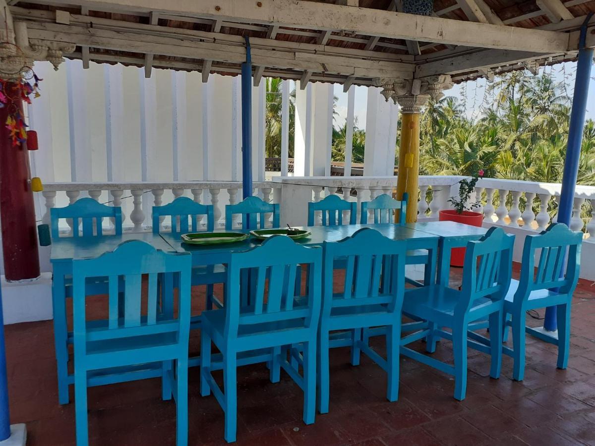 Holi-Wood Guesthouse Pondicherry Exterior photo