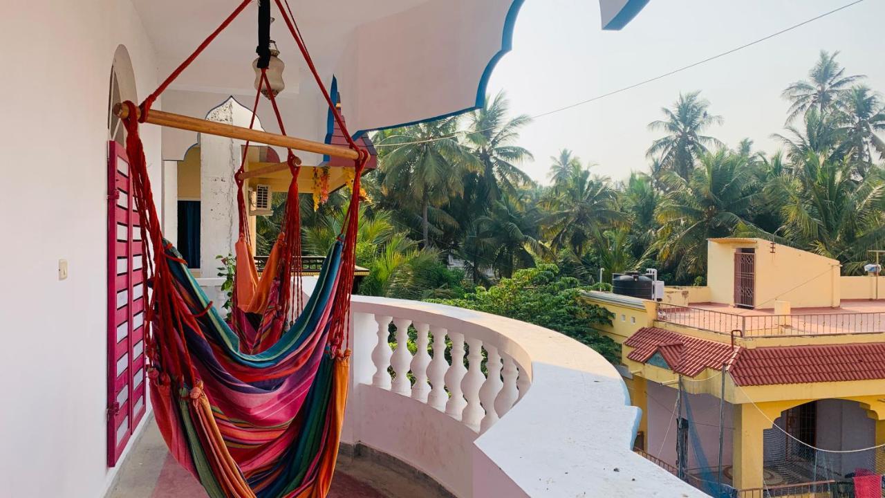 Holi-Wood Guesthouse Pondicherry Exterior photo