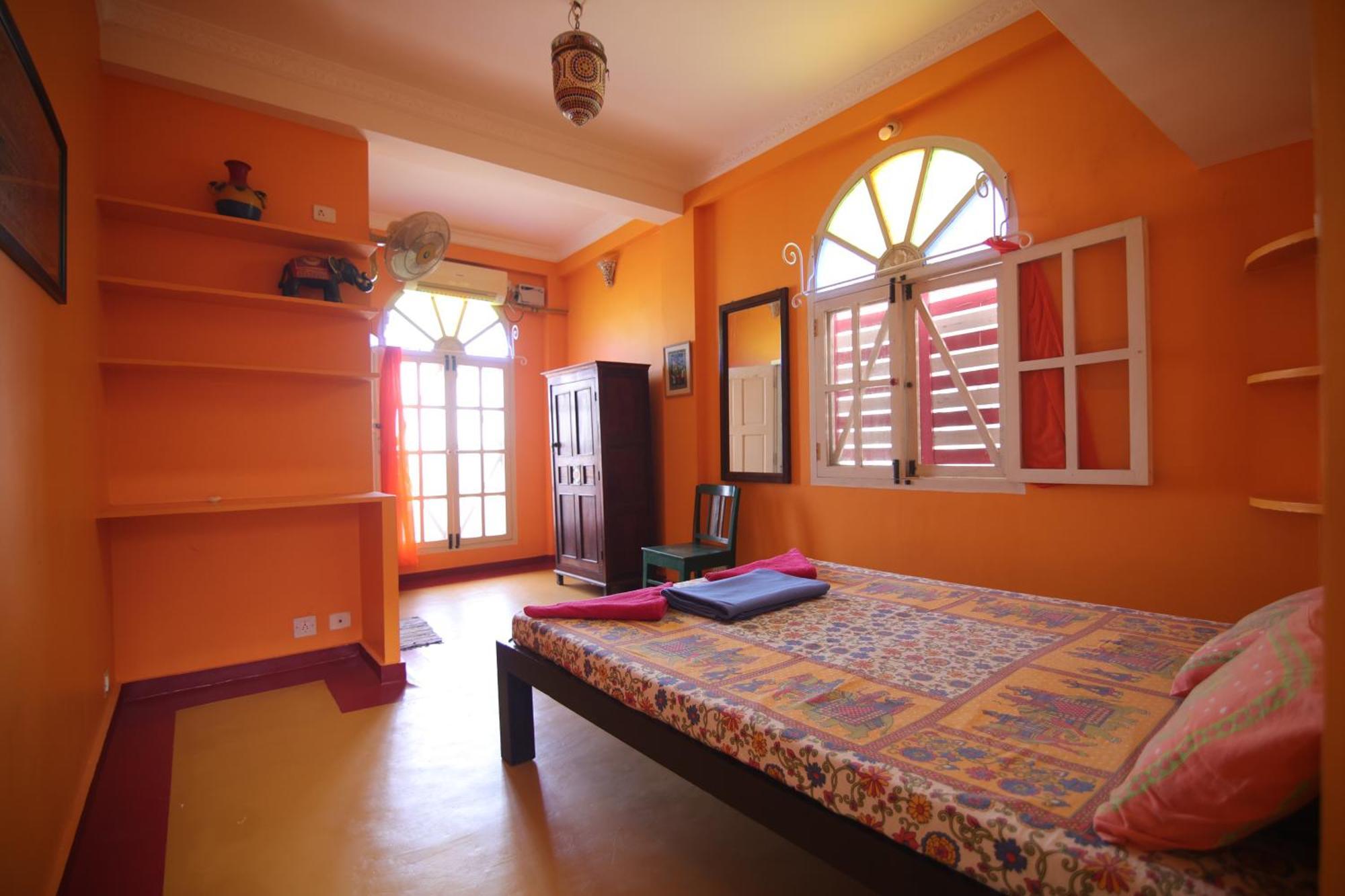 Holi-Wood Guesthouse Pondicherry Exterior photo
